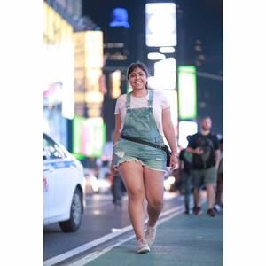 Meet your Posher, Ana